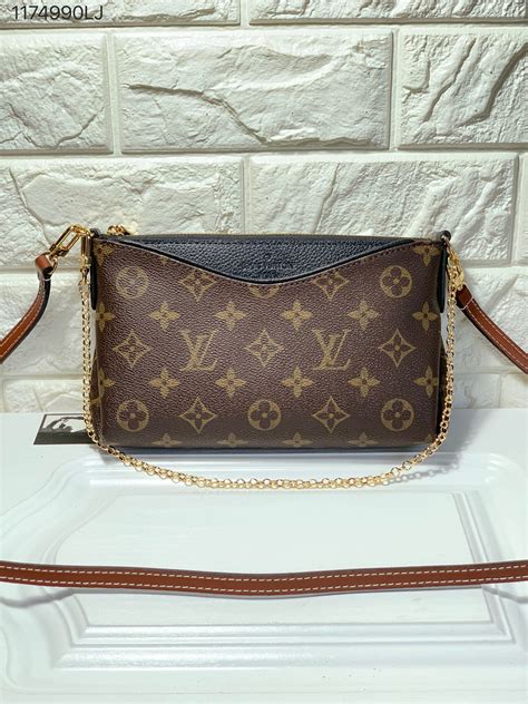 louis vuitton chain crossbody|louis vuitton lv.